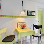 Werna - 800m From The Sea By Interhome