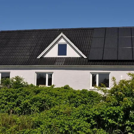 Werna - 800m From The Sea By Interhome *